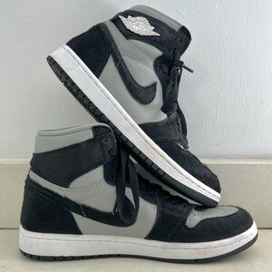 Nike Jordan 1 Retro High OG Twist 2.0 Medium Grey Women’s Size 8.5